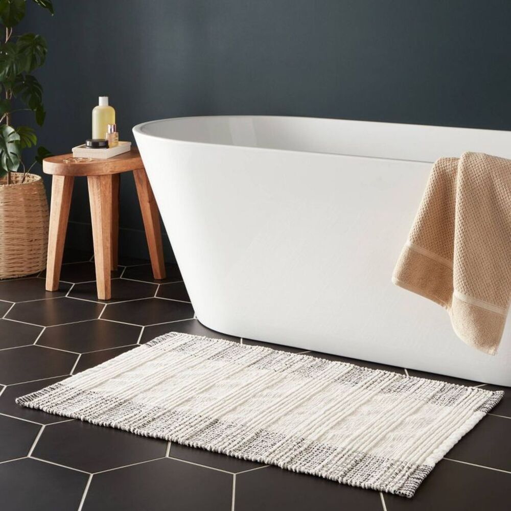 24"x36" Oversized Modern Chenille Bath Rug Black/White - Threshold